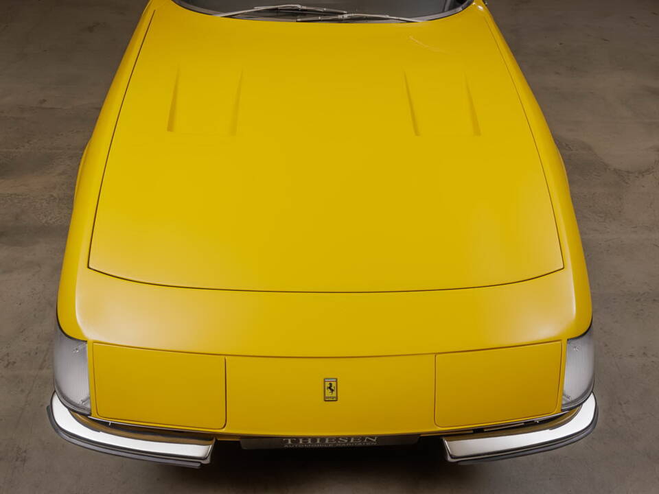 Bild 24/50 von Ferrari 365 GTB&#x2F;4 Daytona (1972)