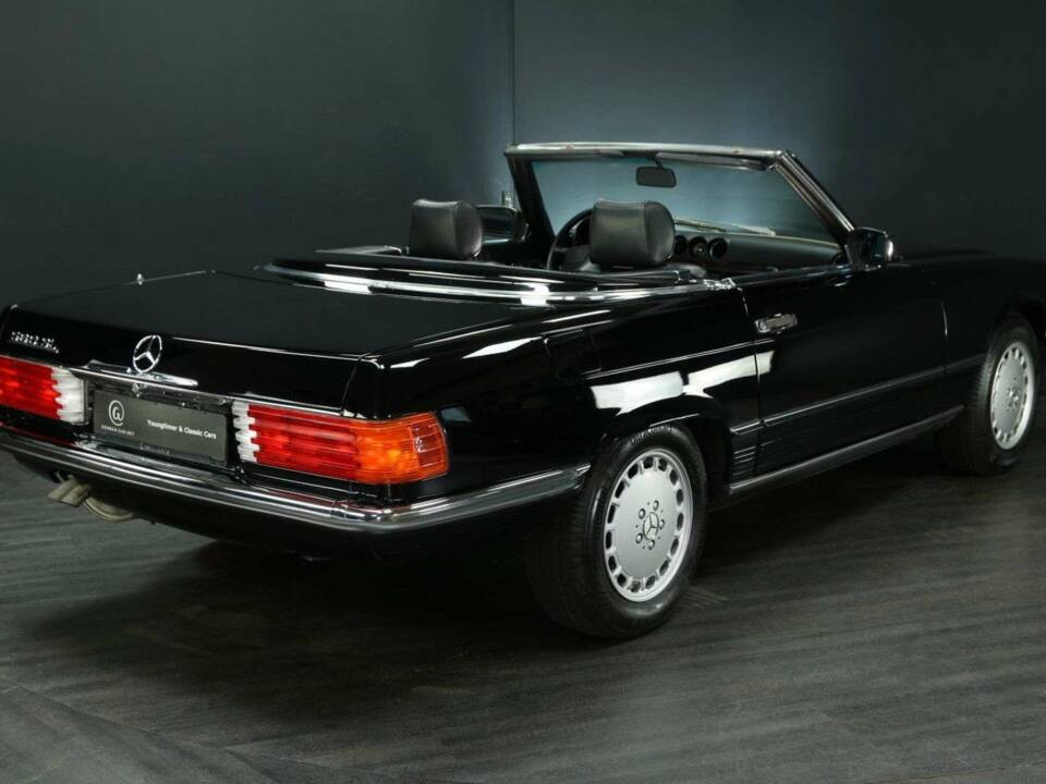 Image 2/30 of Mercedes-Benz 560 SL (1987)