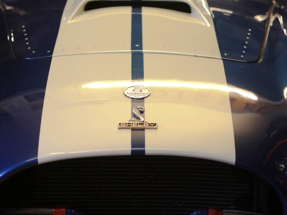 Image 17/57 of AC Cobra 427 (1965)