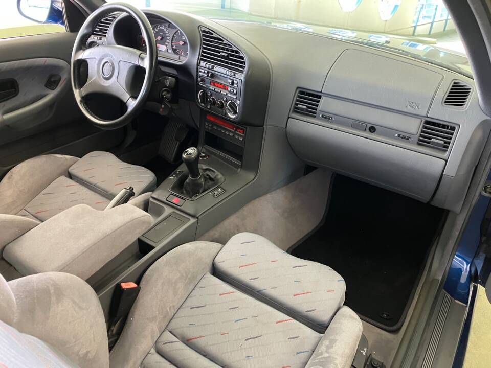 Image 5/12 of BMW M3 (1994)