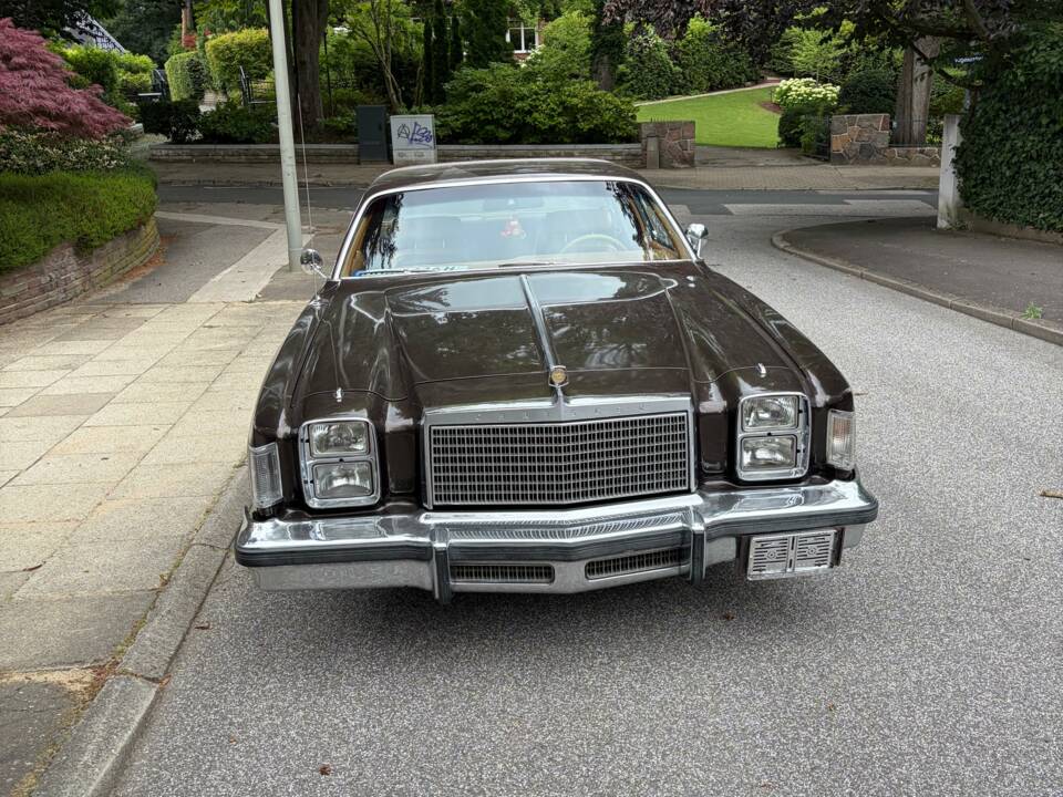 Bild 2/6 von Chrysler Cordoba 6.6 L (1978)