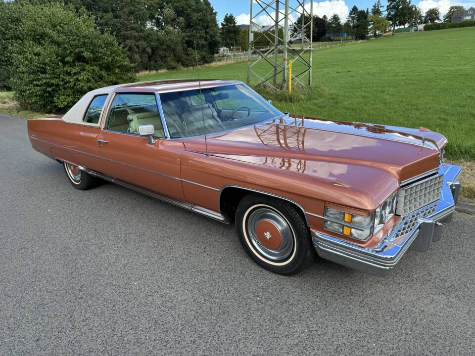 Bild 4/20 von Cadillac Coupe DeVille (1974)