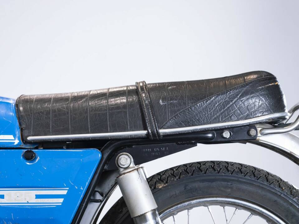 Image 21/50 of Gilera DUMMY (1974)