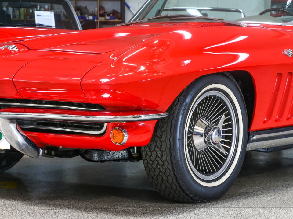 Bild 7/23 von Chevrolet Corvette Sting Ray Convertible (1965)