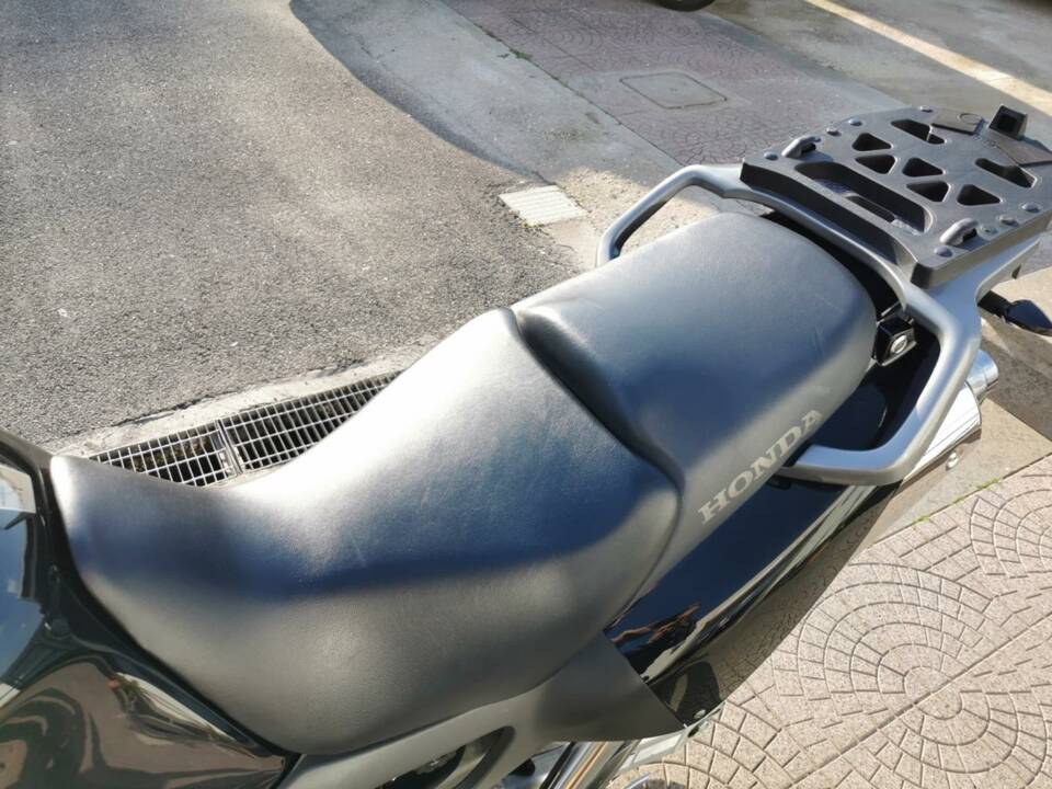 Bild 25/30 von Honda DUMMY (2004)