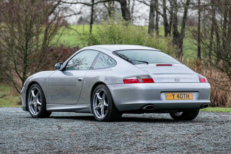 Bild 4/39 von Porsche 911 Carrera "40 Jahre 911" (2004)