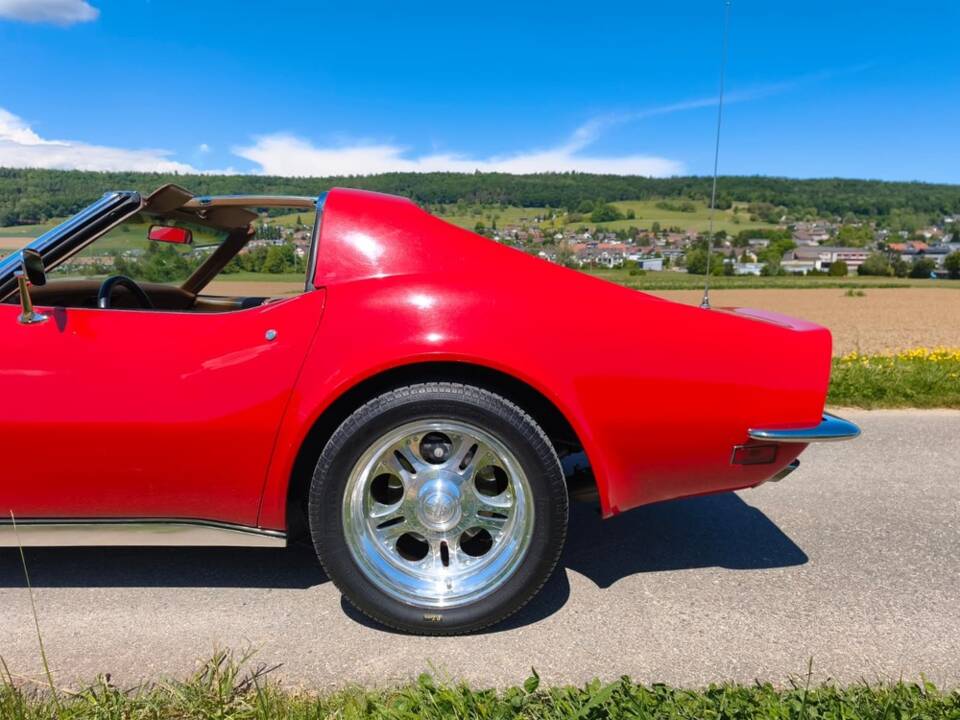 Image 21/26 of Chevrolet Corvette Stingray (1971)