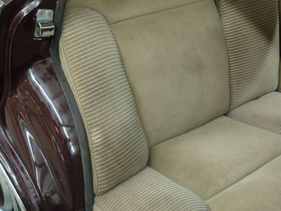 Image 48/50 of Mercedes-Benz 300 SE lang (1965)