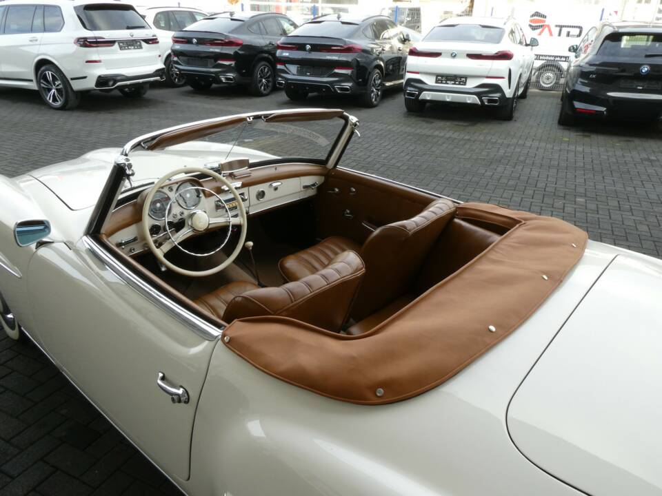 Image 12/27 of Mercedes-Benz 190 SL (1960)