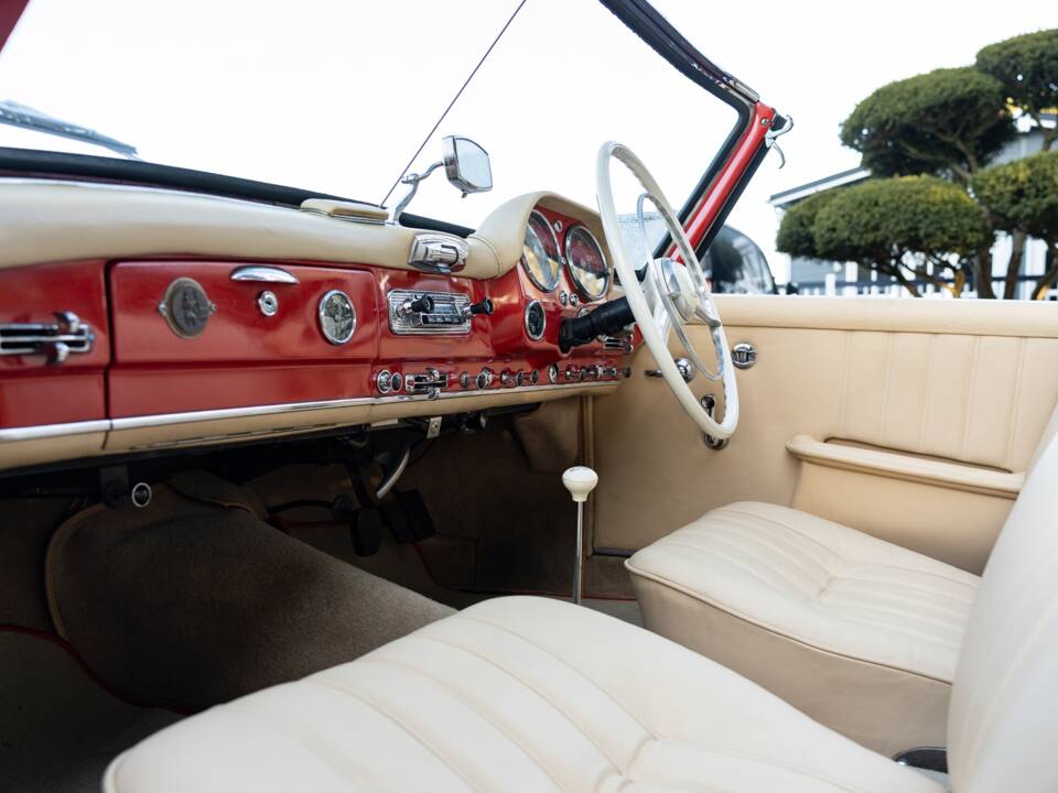 Image 43/43 of Mercedes-Benz 190 SL (1959)