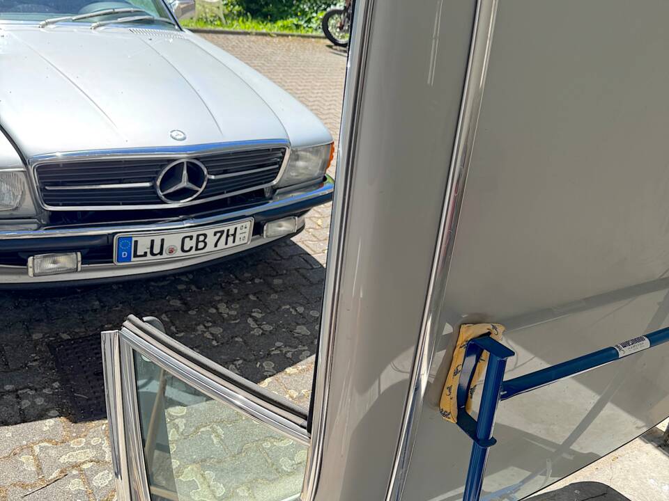 Image 13/39 de Mercedes-Benz 300 SL (1987)