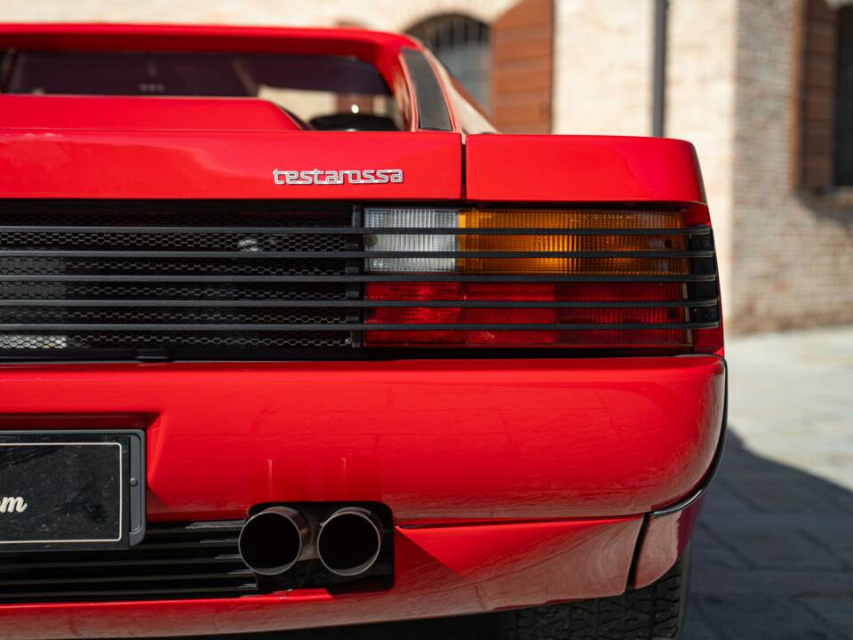 Image 16/50 of Ferrari Testarossa (1985)