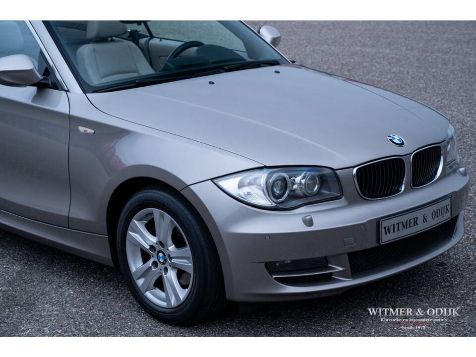 Image 11/33 de BMW 118i (2010)