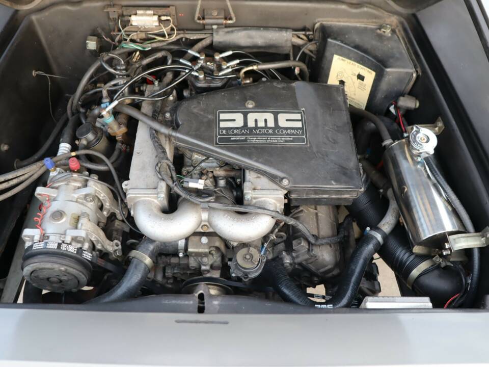 Immagine 26/50 di DeLorean DMC-12 (1981)