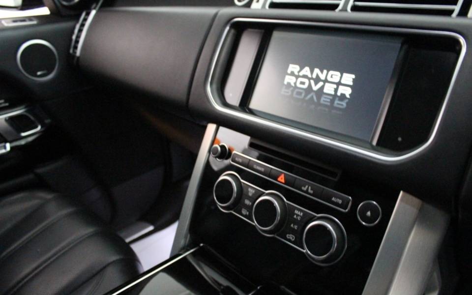 Image 2/27 of Land Rover Range Rover Vogue SDV8 (2012)