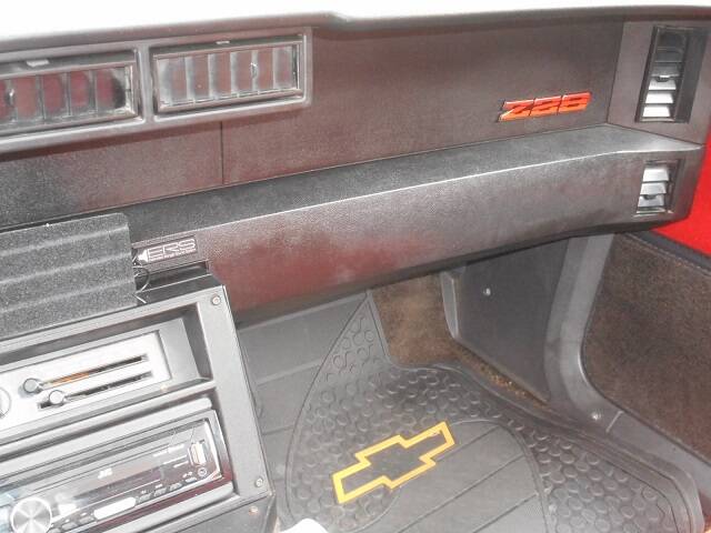 Imagen 14/22 de Chevrolet Camaro Z28 (1983)