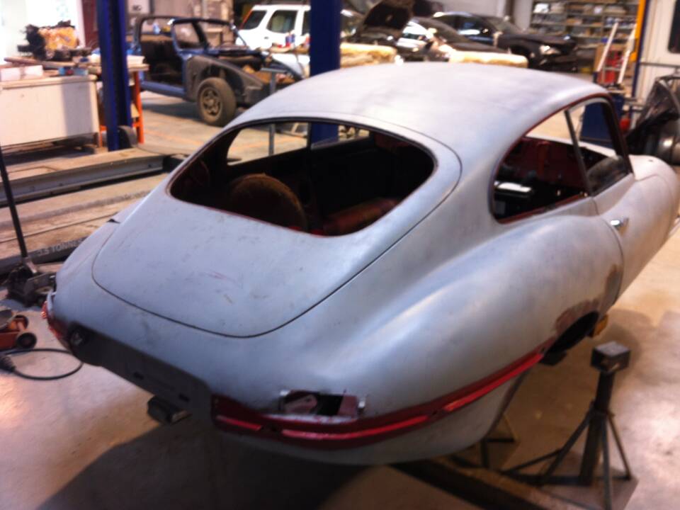 Image 29/30 de Jaguar Type E 3.8 (1962)