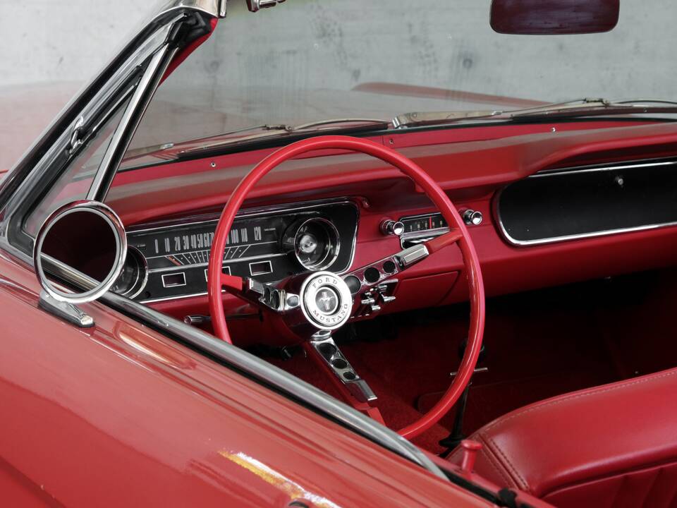 Image 19/50 of Ford Mustang 289 (1964)