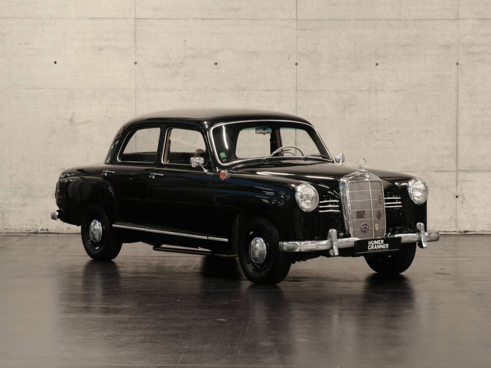 Image 3/21 de Mercedes-Benz 180 D (1957)