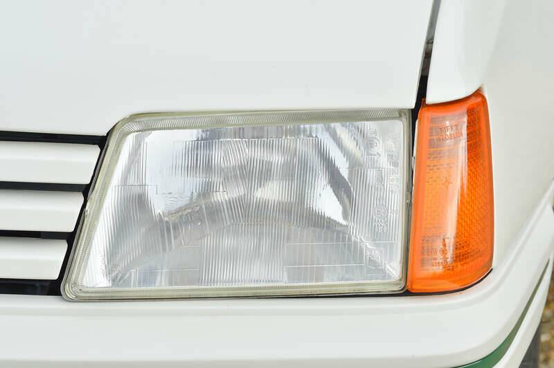 Image 14/35 of Peugeot 205 (1985)