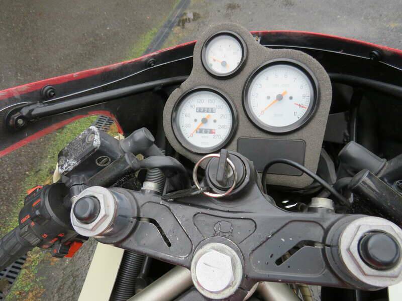 Afbeelding 12/44 van Ducati 851 Tricolore (1989)
