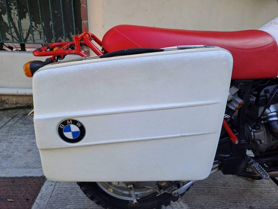 Immagine 29/49 di BMW R 100 RT (1990)