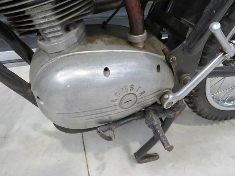 Image 21/40 of MV Agusta DUMMY (1968)