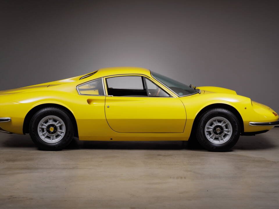 Bild 12/50 von Ferrari Dino 246 GT (1972)