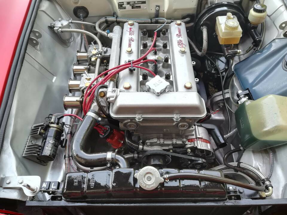 Immagine 27/66 di Alfa Romeo Giulia Sprint GTA (1969)