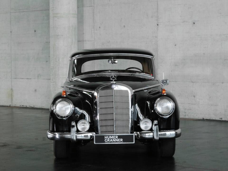 Image 7/50 de Mercedes-Benz 300 c (1956)