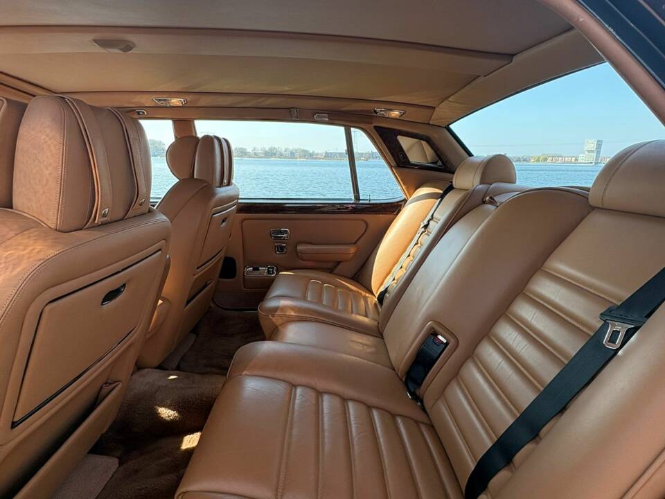 Image 32/33 of Bentley Turbo R lang (1992)