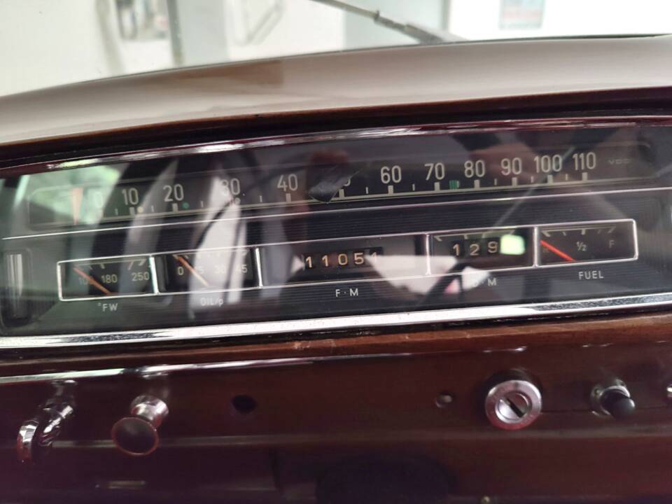 Bild 8/12 von Mercedes-Benz 220 S (1959)