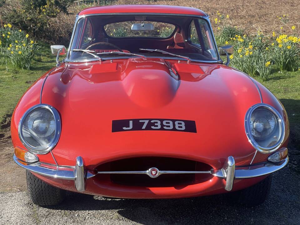 Afbeelding 4/12 van Jaguar E-Type (2+2) (1966)