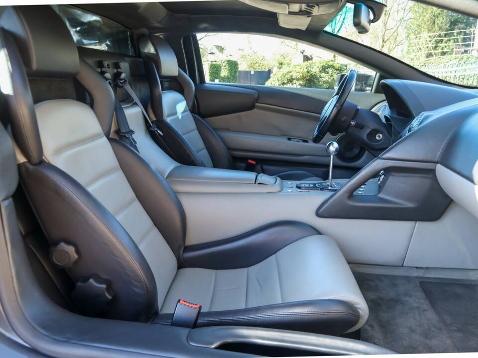 Image 21/50 de Lamborghini Murciélago (2003)