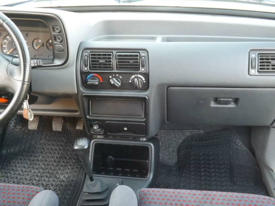 Immagine 23/50 di Ford Escort turbo RS (1987)