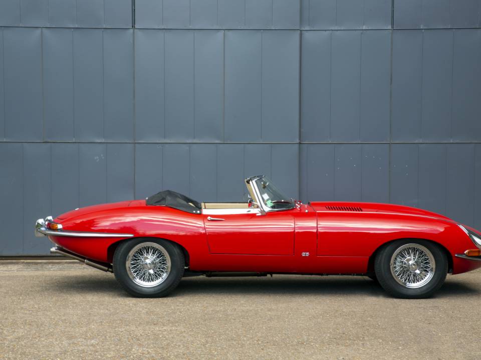 Immagine 7/36 di Jaguar E-Type 3.8 Flat Floor (1962)