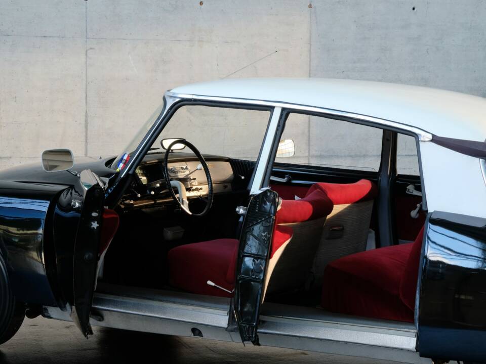 Bild 17/46 von Citroën ID 19 (1962)