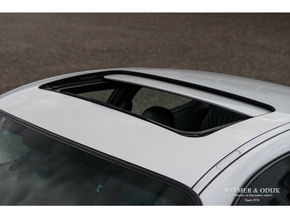 Image 26/28 of Porsche 911 Carrera (2000)