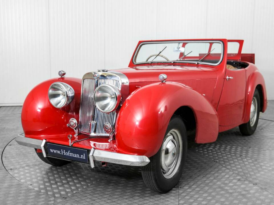 Image 29/50 of Triumph 1800 Roadster (1947)