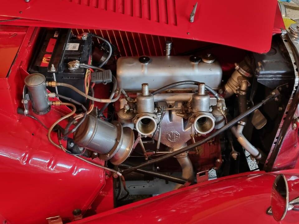 Image 3/8 of MG TD (1952)