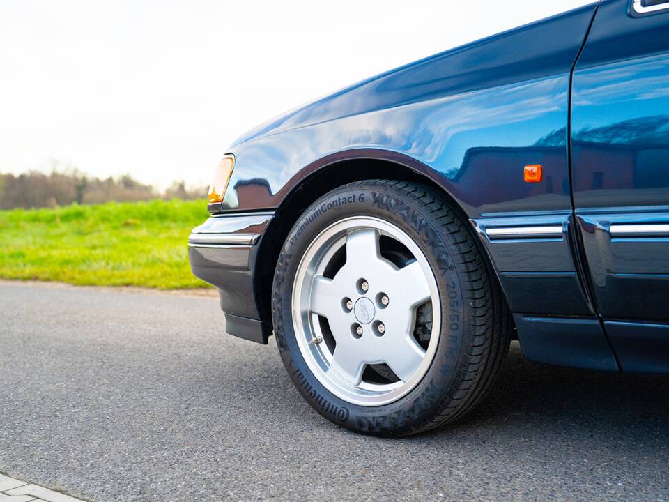 Imagen 12/55 de Ford Scorpio 2,9i (1991)