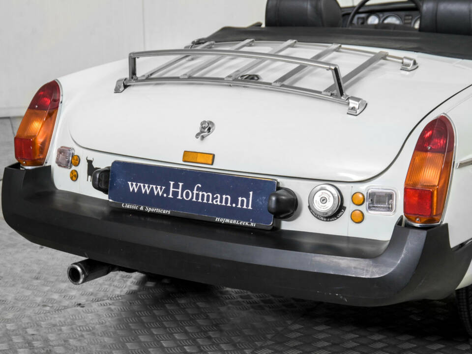 Image 29/50 de MG MGB (1977)