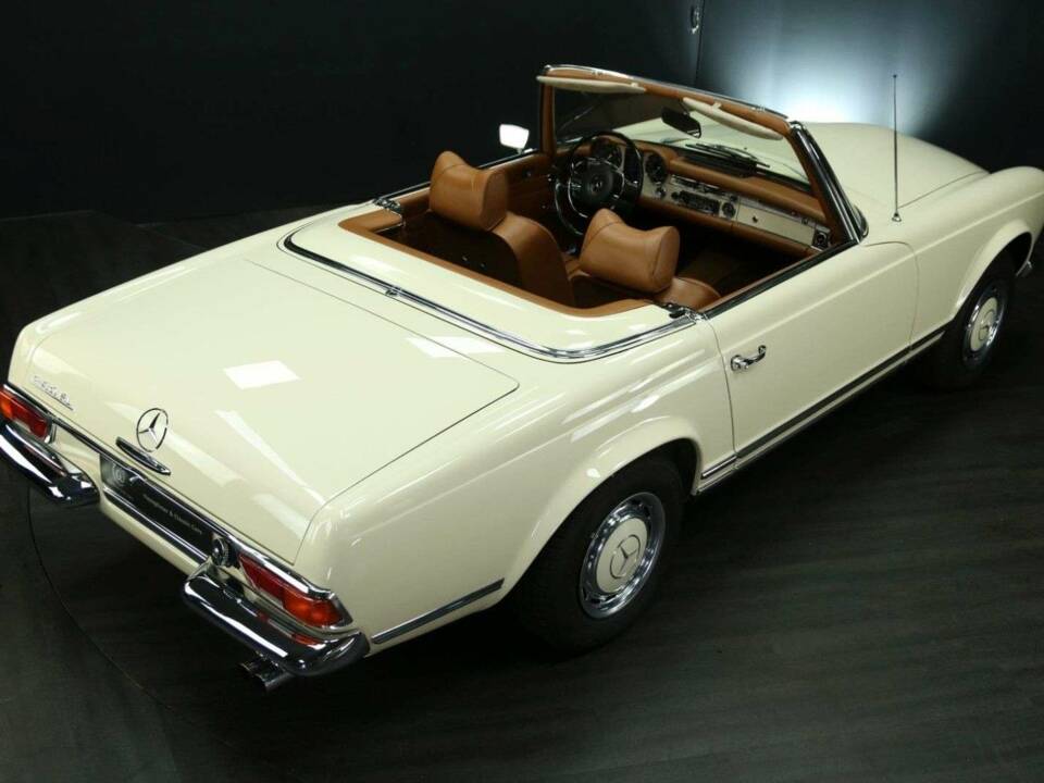 Imagen 23/30 de Mercedes-Benz 280 SL (1971)