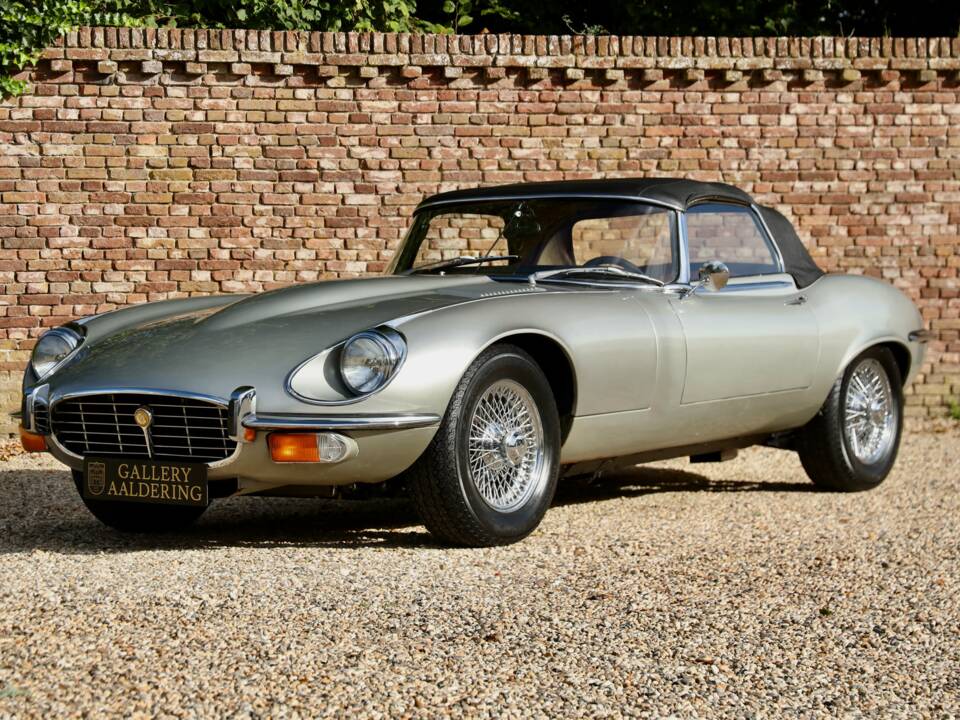Afbeelding 13/50 van Jaguar E-Type V12 (1973)