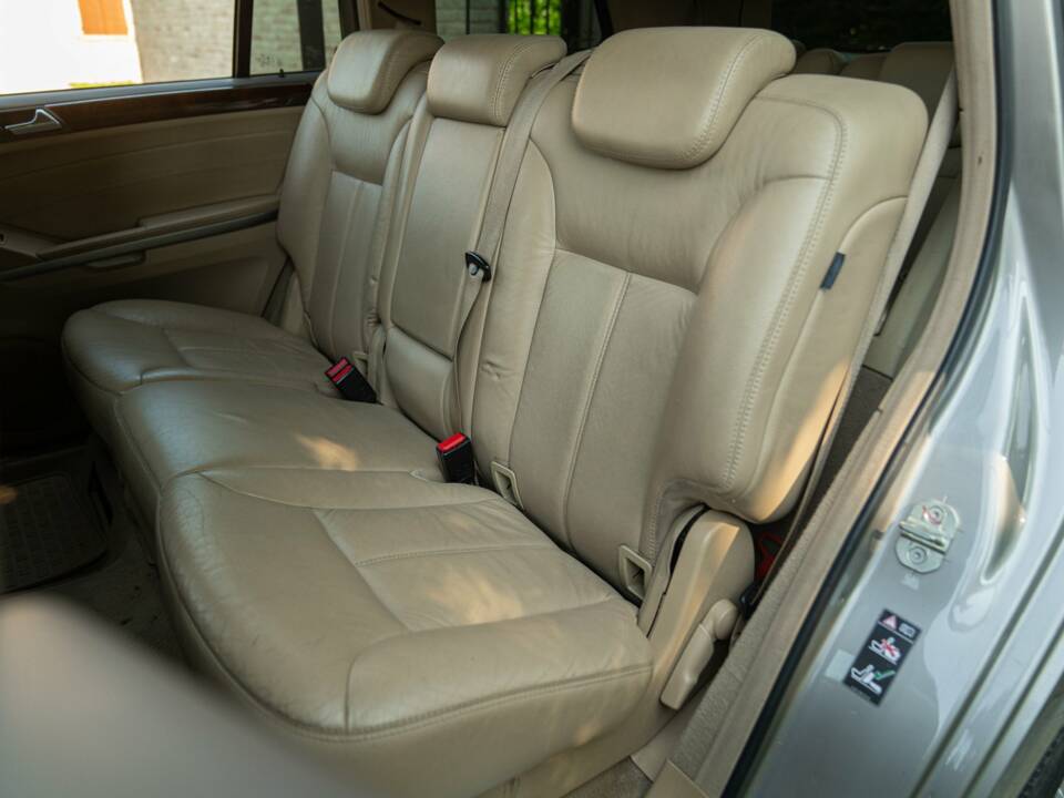 Bild 32/50 von Mercedes-Benz GL 420 CDI 4MATIC (2006)