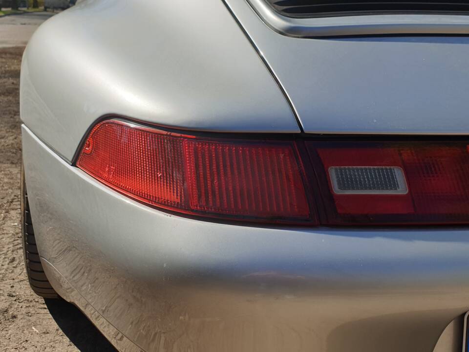 Image 44/116 of Porsche 911 Carrera (1997)