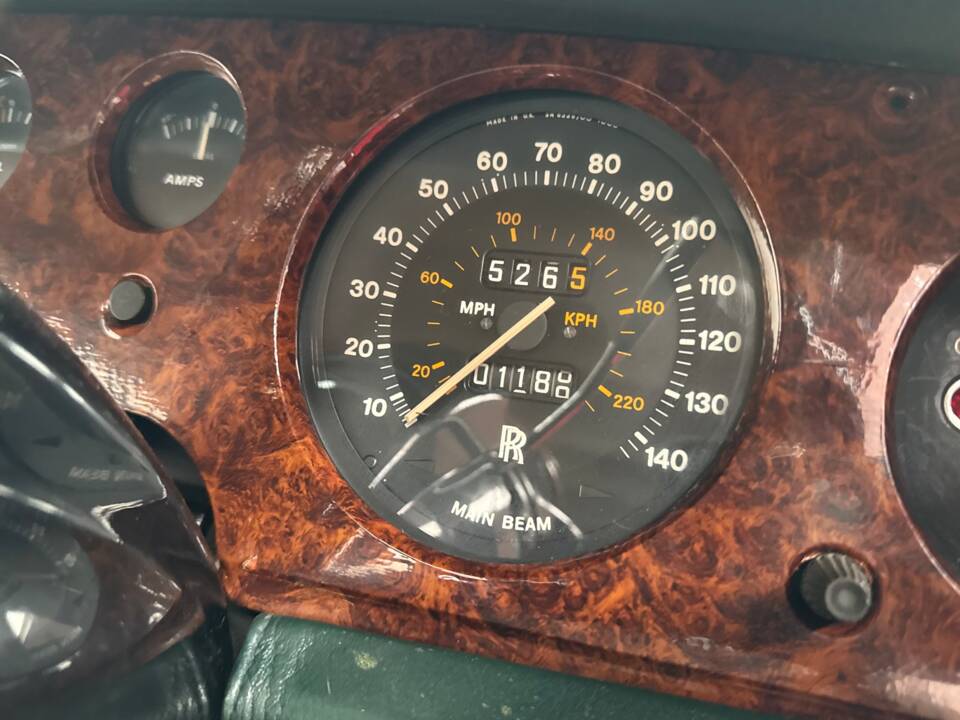 Image 21/23 of Rolls-Royce Silver Shadow I (1975)