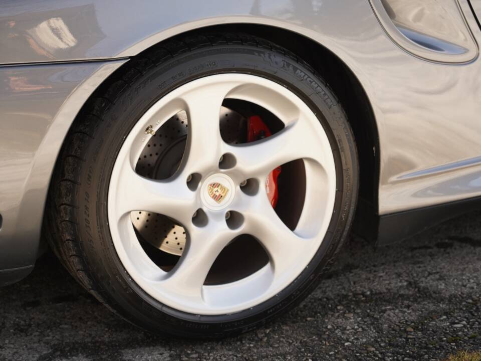 Immagine 10/18 di Porsche 911 Turbo (2001)