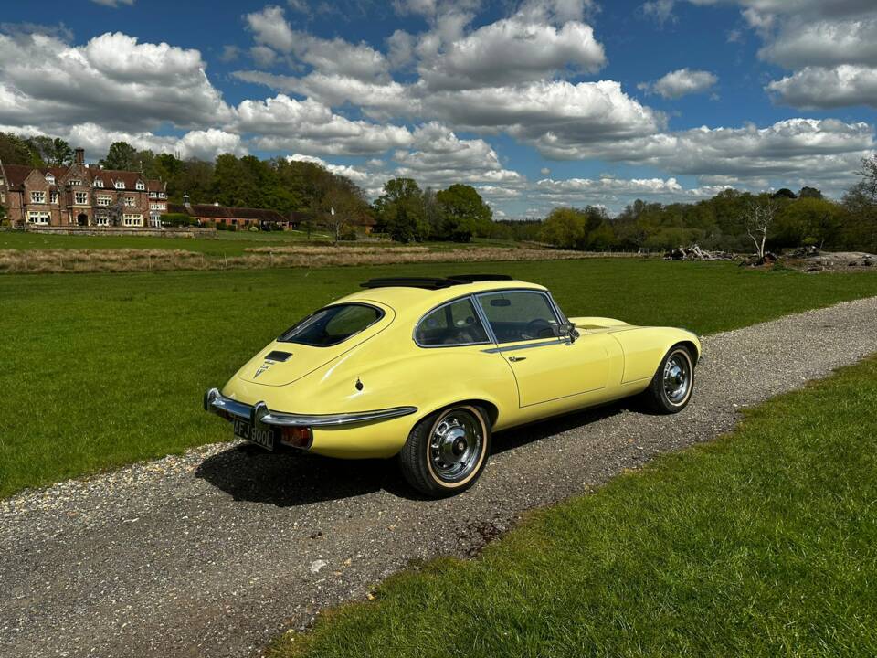 Imagen 3/39 de Jaguar E-Type V12 (2+2) (1972)