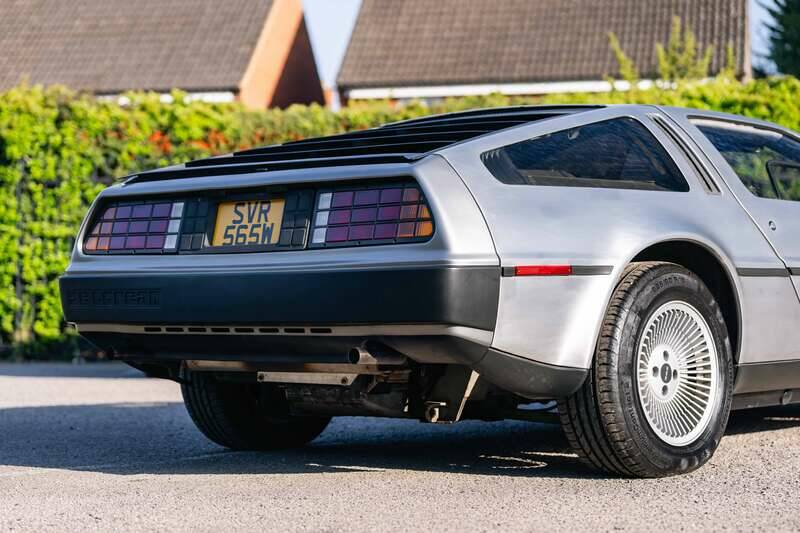 Image 9/10 of DeLorean DMC-12 (1981)